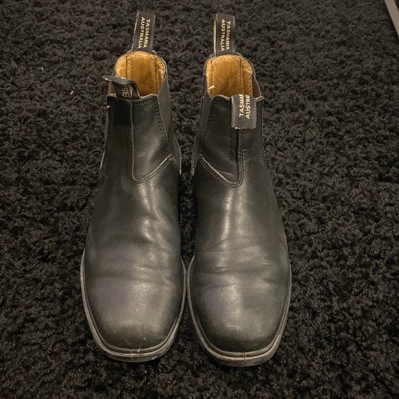 Blundstone Other - 🥾 Blundstone "The Chisel Toe" Classic Chelsea Boot  AUS Size 7 with Cream